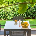 Dolcevita With Parking By Napoliapartments Daire