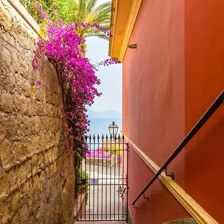 Dolcevita With Parking By Napoliapartments Nápoly