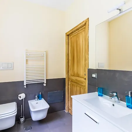 Διαμέρισμα Dolcevita With Parking By Napoliapartments