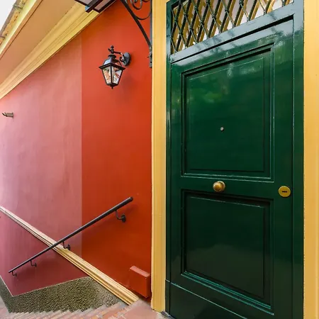 Dolcevita With Parking By Napoliapartments Apartman *