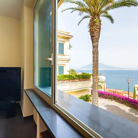 Dolcevita With Parking By Napoliapartments Apartmán *