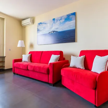 Apartman Dolcevita With Parking By Napoliapartments Nápoly